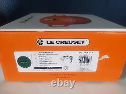 Le Creuset Signature Cast Iron 5.5 Quart Round Dutch Oven, Artichaut NEW