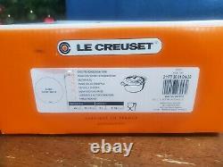 Le Creuset Signature Cast Iron 5.5 Quart Round Dutch Oven, White NEW