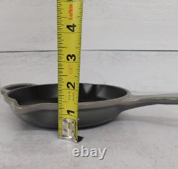 Le Creuset Signature Cast Iron 6.3 Inch Skillet, Flint Oyster Grey New