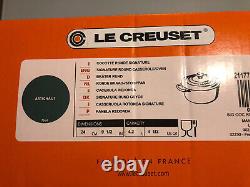 Le Creuset Signature Cast Iron Dutch Oven 4-1/2 Quart Artichaut Green NEW