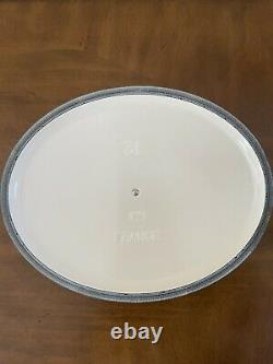 Le Creuset Signature Enameled Cast Iron Matte White Oval Dutch Oven NWOT