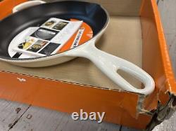 Le Creuset Signature Enameled Cast Iron Skillet 10 1/4 Shiny White NIBWD