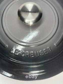 NEW Le Creuset Signature Enameled Cast Iron Dutch Oven, 7 1/4 Qt, Flint, NWOB