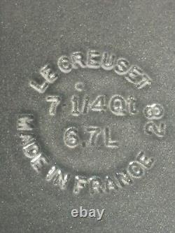 NEW Le Creuset Signature Enameled Cast Iron Dutch Oven, 7 1/4 Qt, Flint, NWOB