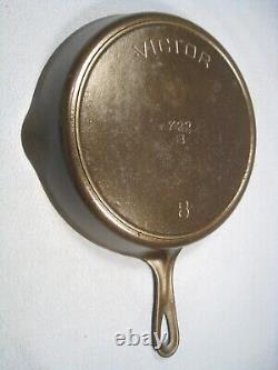 Nice Vintage Fully Restored Griswold Victor #8 722 B Cast Iron Skillet