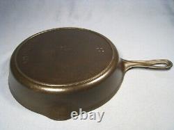 Nice Vintage Fully Restored Griswold Victor #8 722 B Cast Iron Skillet