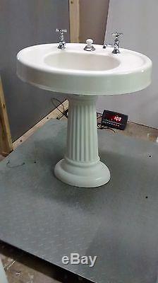 Old Antique Victorian Pedestal Cast Iron Porcelain Oval Top Sink, 2 piece 100lbs