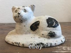 Primitive Antique Cast Iron Cat Lying on Rug Paperweight Doorstop Heavy 3.6 Lbs
