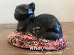 Primitive Antique Cast Iron Cat Lying on Rug Paperweight Doorstop Heavy 3.8 Lbs