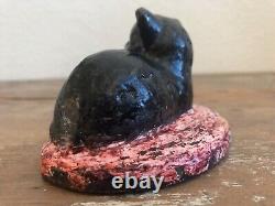 Primitive Antique Cast Iron Cat Lying on Rug Paperweight Doorstop Heavy 3.8 Lbs