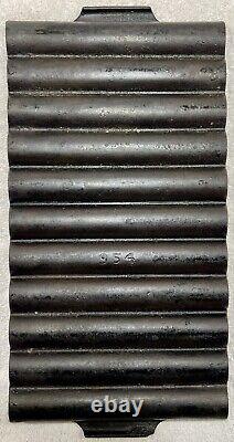 RARE Erie No 22, 954, (Griswold) Cast Iron Bread Stick Pan, 11 Slots, 1920-1949