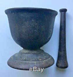 Rare Vintage Cast Iron Mortar And Pestle Apothecary Pharmacy 6lb 13oz 5 3/8 tall