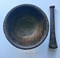 Rare Vintage Cast Iron Mortar And Pestle Apothecary Pharmacy 6lb 13oz 5 3/8 tall