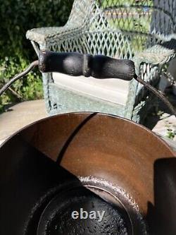 Rare restored cast iron Erie pre-Griswold #8 eccentric 817X deep stove top pot