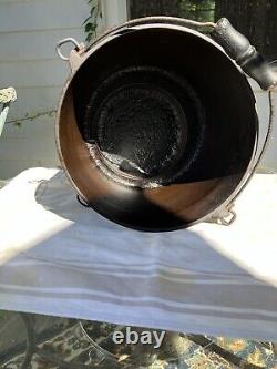 Rare restored cast iron Erie pre-Griswold #8 eccentric 817X deep stove top pot