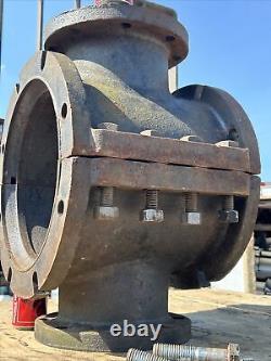 SALVAGE DUCTILE/CAST IRON ARCHED PIPE FITTINGS RUST FLANGE MUELLER 115 Lbs Each