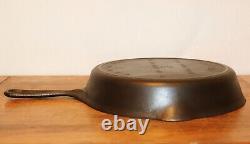 Scarce 722 C VICTOR CAST IRON SKILLET GRISWOLD MFG CO #8 Heat Ring Flat