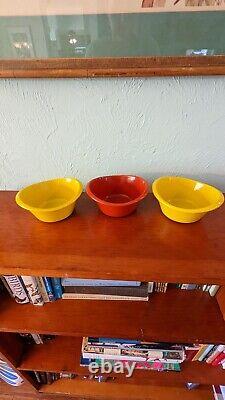 Set of 3 Enamel Coated Vintage MCM Cast Iron Oval Bowls / Midcentury Ware