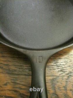 Size 10 GRISWOLD small logo 716 B Cast Iron Skillet Smooth Bottom Flat READ