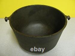 Small #6 Cast Iron Bean Pot- Kettle- Peyote Drum 8 inches ID 5 1/2 tall 5.7 LBS