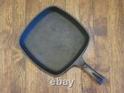 Unmarked Wagner Ware Sidney O Square Cast Iron Skillet