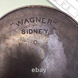 VINTAGE ANTIQUE WAGNER SIDNEY O. CAST IRON SKILLET # 9 B HEAT RING Nice