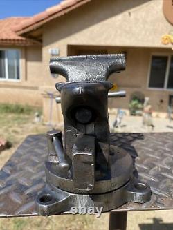 VINTAGE LITTCO LITTLESTOWN No. 140, SWIVEL ANVIL VISE 4'' JAW CAST IRON 19 LBS