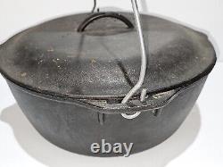 VTG Lodge Cast Iron 7.5 Qt Cast Iron #10 Camp Dutch Oven With Bail Handle Beauty