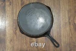 Vintage #8 D Wagner Ware Sidney O Cast Iron Skillet With Outset Heat Ring