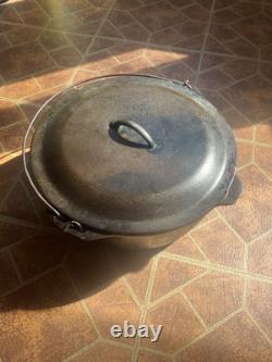Vintage Cast Iron #12 DO DUTCH OVEN With Self Basting Lid & Handle USA made