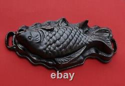 Vintage Cast Iron Carp pan Fish mold baking pan (# 13824)