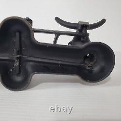 Vintage Cast Iron Standard Scale With Tray 2lb Counter Weight Antique Black