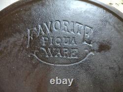 Vintage Favorite Piqua Ware Smiley Logo Cast Iron No. 6 Skillet with Heat Ring