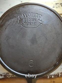 Vintage Favorite Piqua Ware Smiley Logo Cast Iron No. 6 Skillet with Heat Ring