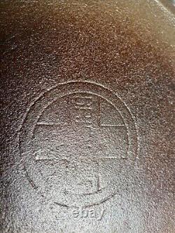 Vintage GRISWOLD #12 Small Block Logo Heat Ring Cast Iron Skillet