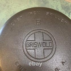 Vintage GRISWOLD #8 Cast Iron Skillet Large Logo 704 W Lye Cleaned Sets Level