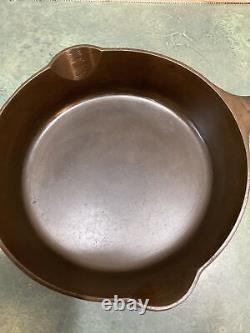 Vintage GRISWOLD Cast Iron SKILLET # 5 Small Block Logo Erie, PA Sets Level