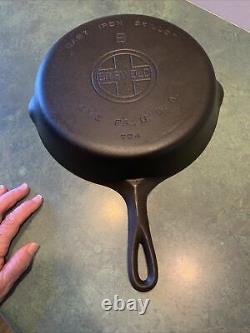 Vintage Griswold Cast Iron #8 704 Level Cleaned/Seasoned