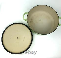 Vintage LE CREUSET 28 Round Dutch Oven Kiwi Green 7.25 Quart Cast Iron Pot & Lid