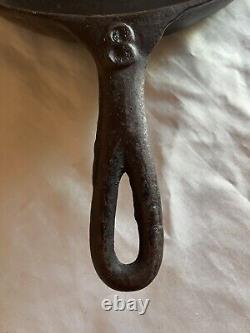 Vintage Lodge Cast Iron Skillet Arch Logo No Notch Raised No 8 Fry Pan Smooth