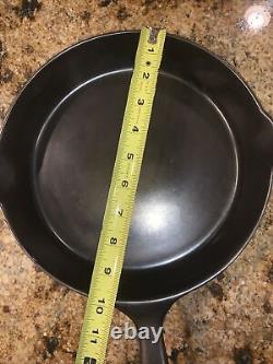 Vintage National #8 Cast Iron Skillet Heat-ring Impeccable Restoration