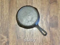 Vintage Unmarked #3 Vollrath Ware Cast Iron Skillet With Outset Heat Ring