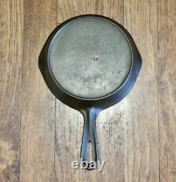 Vintage Unmarked #3 Vollrath Ware Cast Iron Skillet With Outset Heat Ring