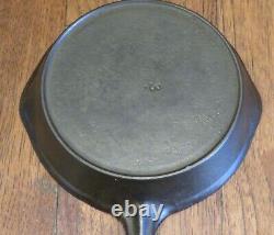 Vintage Unmarked #3 Vollrath Ware Cast Iron Skillet With Outset Heat Ring