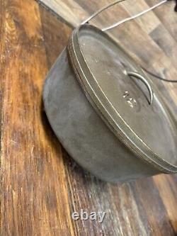 Vintage Unmarked Lodge #12 CO D USA Cast Iron Pot Camp Dutch Oven 3 Footed Lid