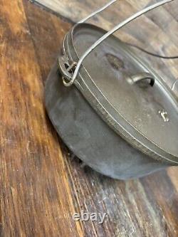 Vintage Unmarked Lodge #12 CO D USA Cast Iron Pot Camp Dutch Oven 3 Footed Lid