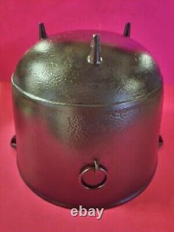 Vintage Wagner Sidney O # 8 Cast Iron 3 Leg Bean Pot Regular Kettle 1890s-1940s