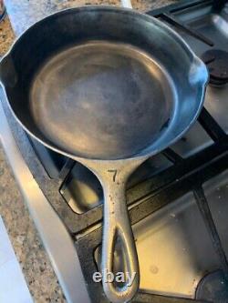 Vintage Wagner Ware Sidney O Cast Iron Fry Pan 1057b Handle No. 7 Seasoned