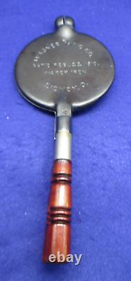 Wagner Mfg. Co. Sidney O Wafer Iron Pat'd Feb 22, 1910 with detachable Handle