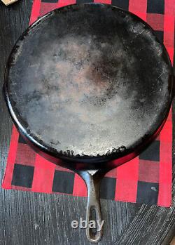 Wagner Unmarked Vintage #12 14 Skillet Cast Iron Pan, Stamped A, Dual Spout
